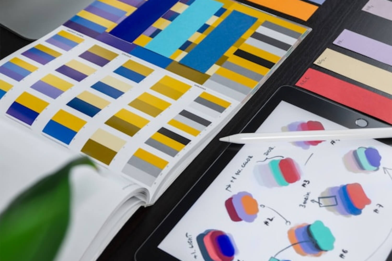 ผลงานออกแบบโดย The Design Essential (ภาพที่ 74)