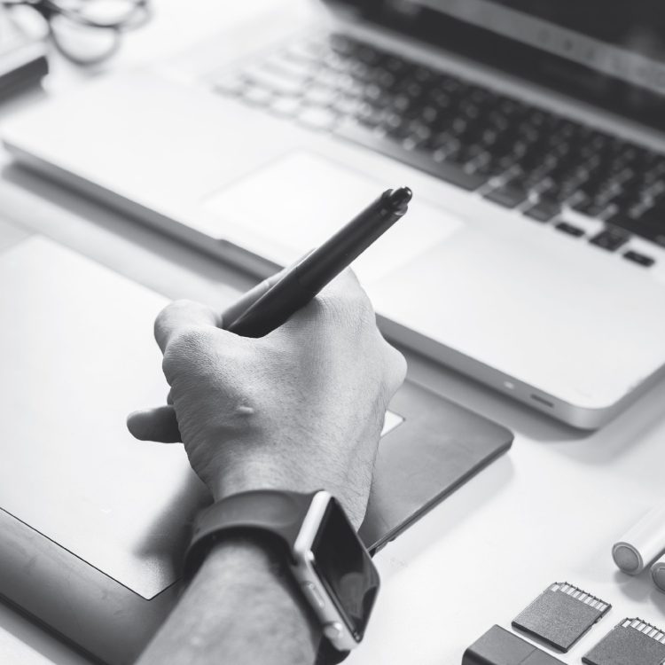 ทำไมธุรกิจ SME ควรทำ Brand Identity ตั้งแต่เริ่ม?